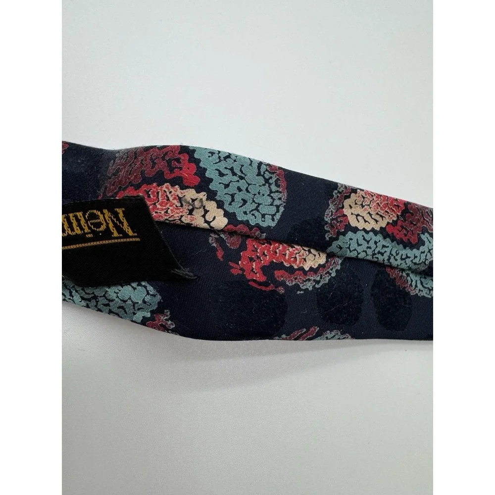 Gianni Versace Silk‎ Tie Neiman Marcus Navy Abstract Paisley Medallion Italy
